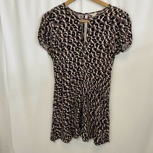 Forever 21 Leopard Key Hole Back Dress L